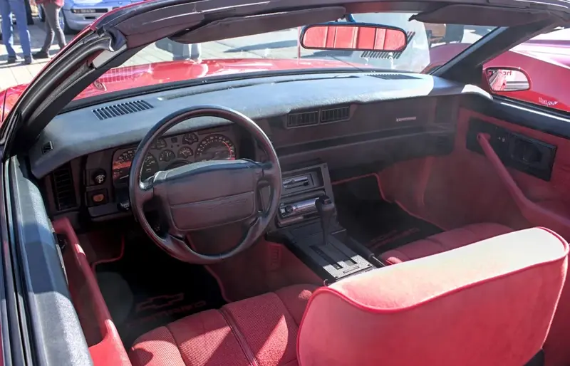 Chevrolet Camaro - 4