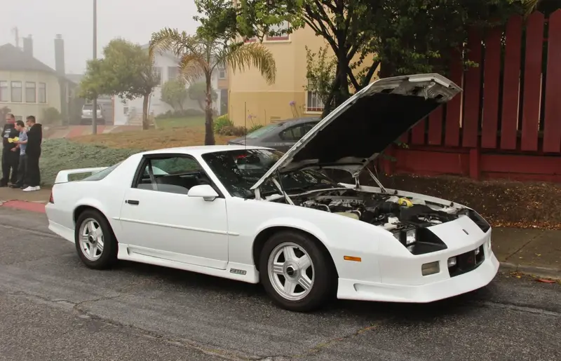 Chevrolet Camaro - 4