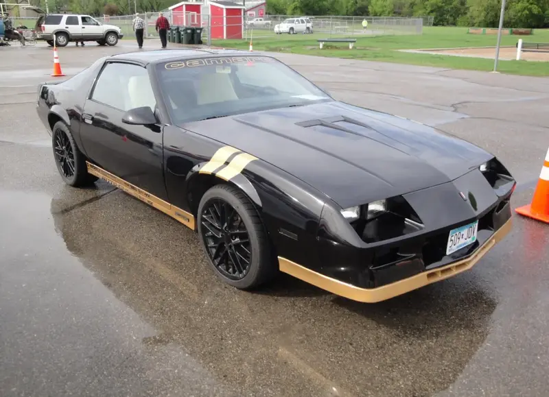 Chevrolet Camaro - 5
