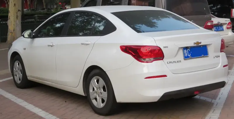 Chevrolet Cavalier - 3