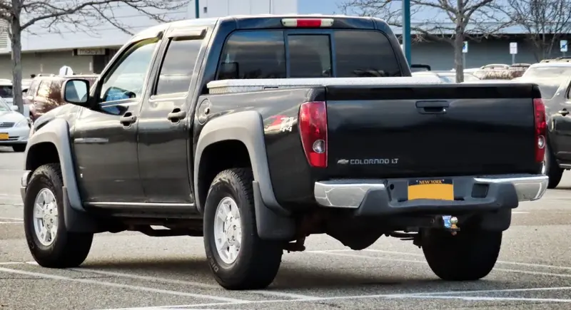 Chevrolet Colorado - 2