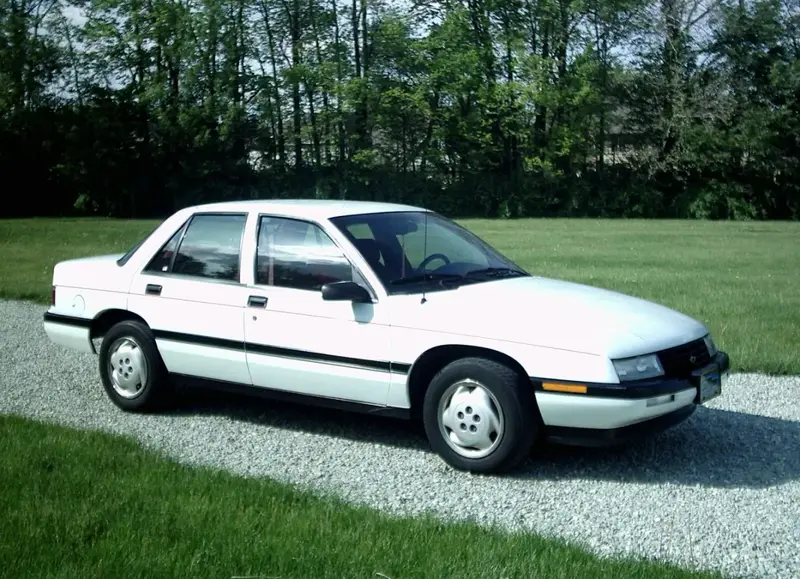 Chevrolet Corsica Corsica 2.2 i (122 bg) - görsel 2