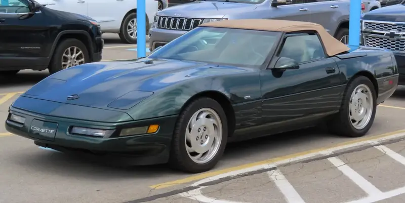 Chevrolet Corvette - 3