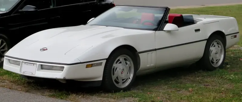 Chevrolet Corvette - 2