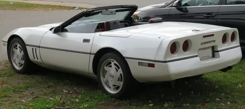 Chevrolet Corvette - 3