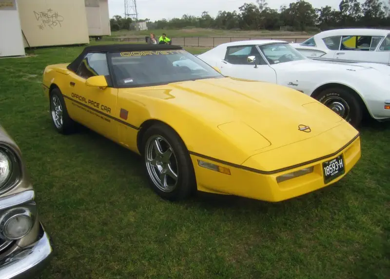 Chevrolet Corvette - 6