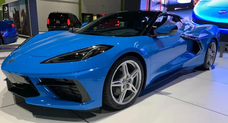 Chevrolet Corvette - 2