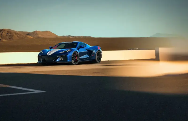 Chevrolet Corvette - 6
