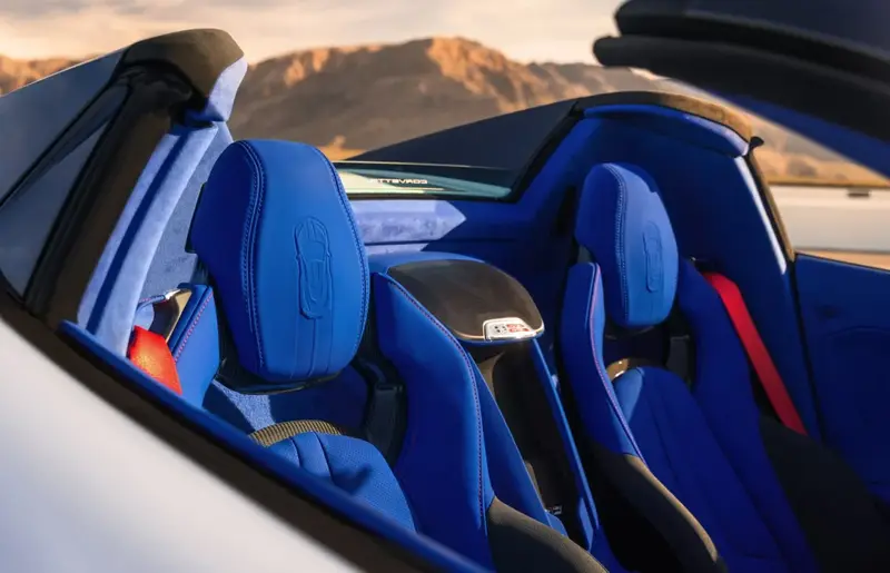 Chevrolet Corvette - 4