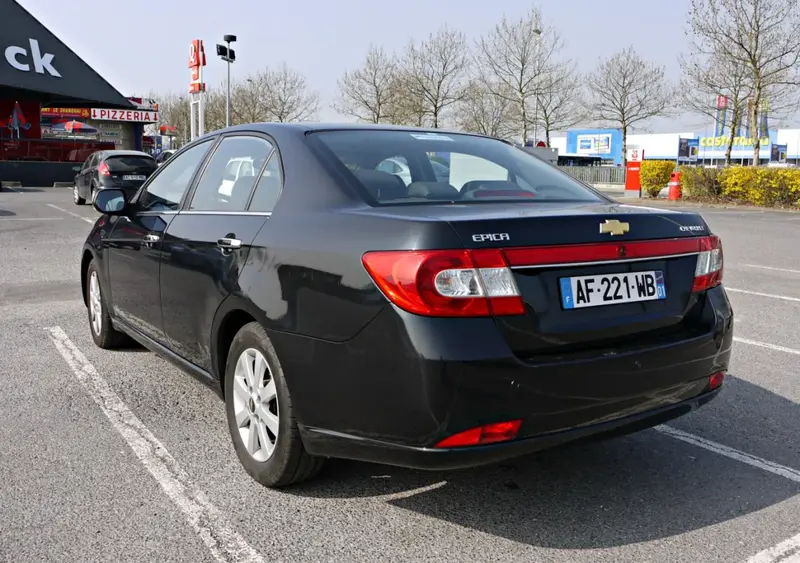 Chevrolet Epica - 4