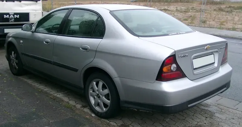 Chevrolet Evanda Evanda 2.0 i 16V (131 bg) - görsel 2