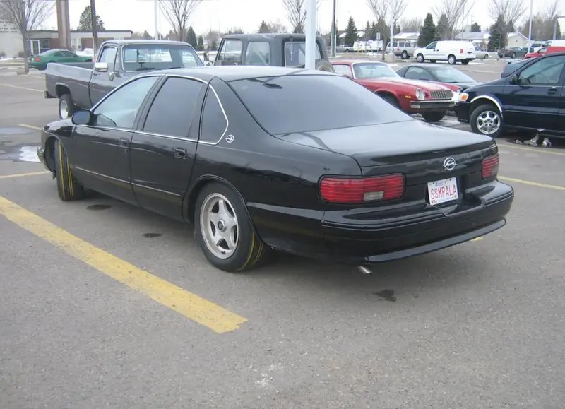 Chevrolet Impala - 4