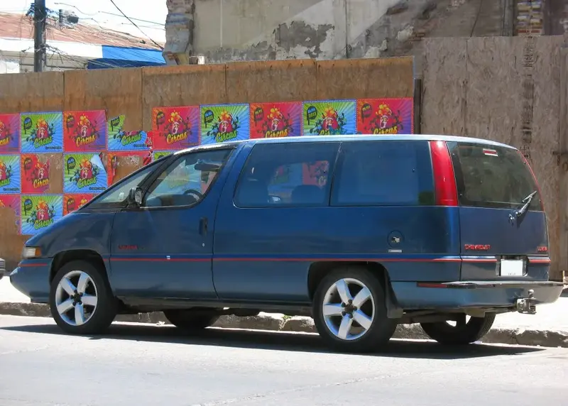 Chevrolet Lumina - 2