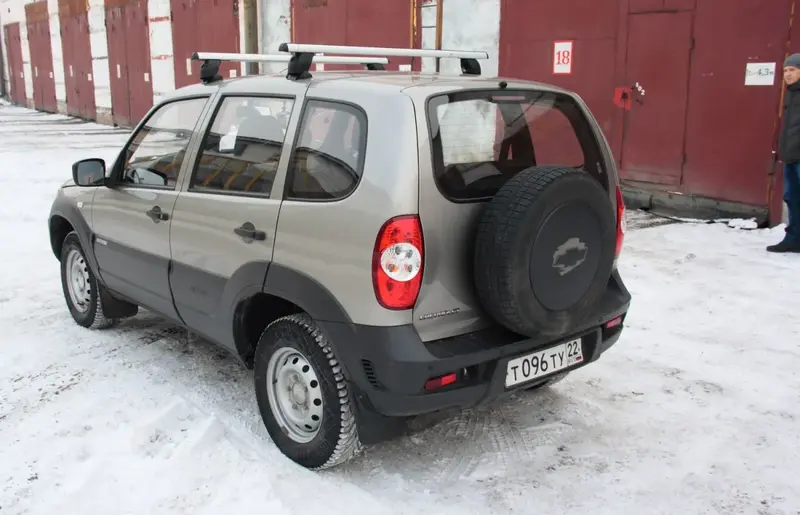 Chevrolet Niva - 2