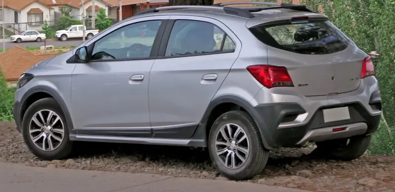 Chevrolet Onix - 6