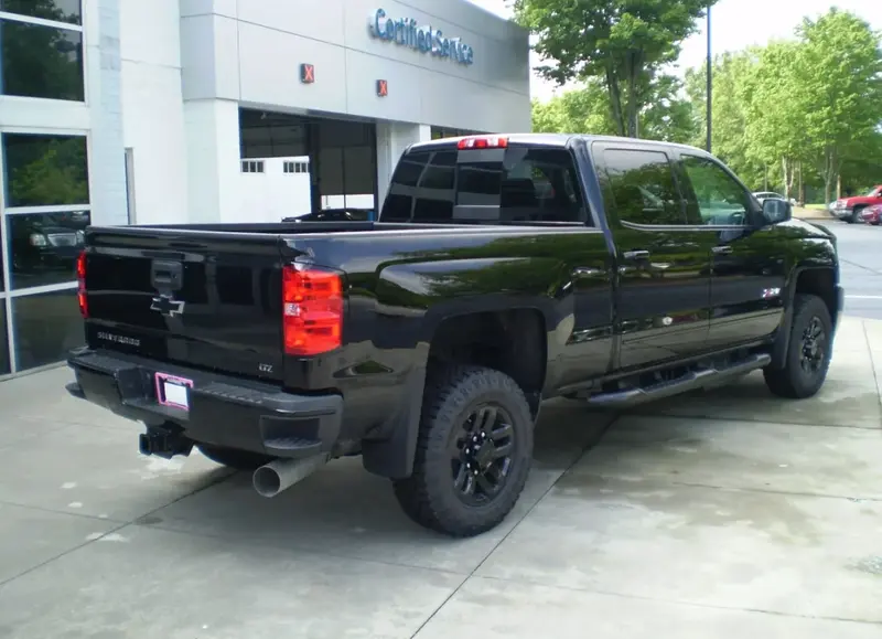 Chevrolet Silverado 2500 HD - 2