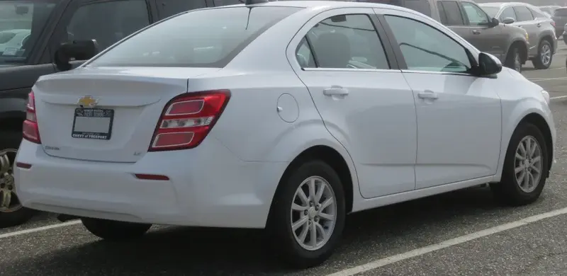 Chevrolet Sonic - 2