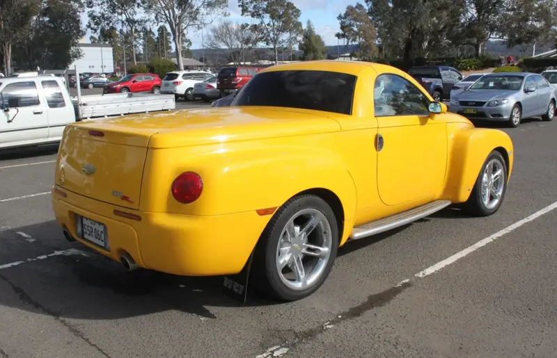 Chevrolet SSR - 2