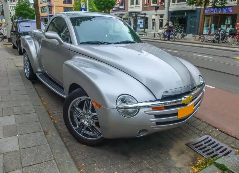 Chevrolet SSR - 3