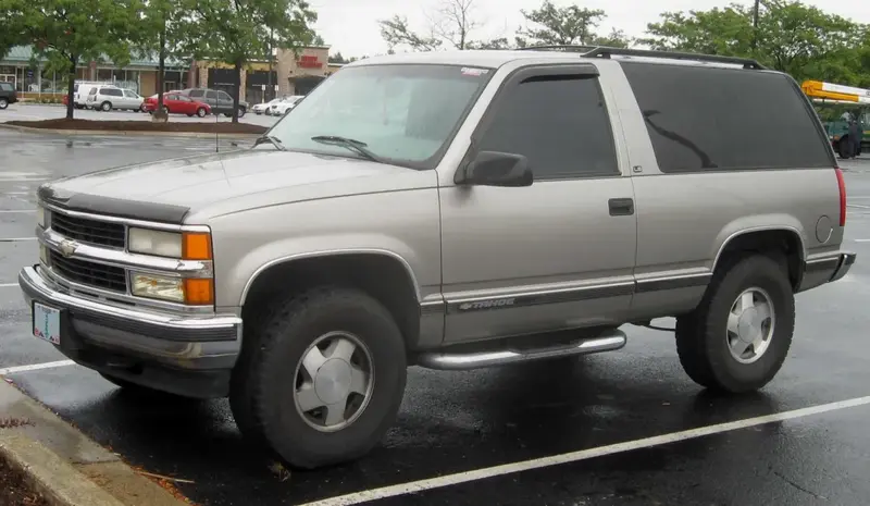 Chevrolet Tahoe - 4