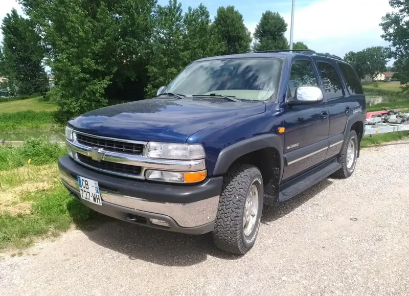 Chevrolet Tahoe - 2