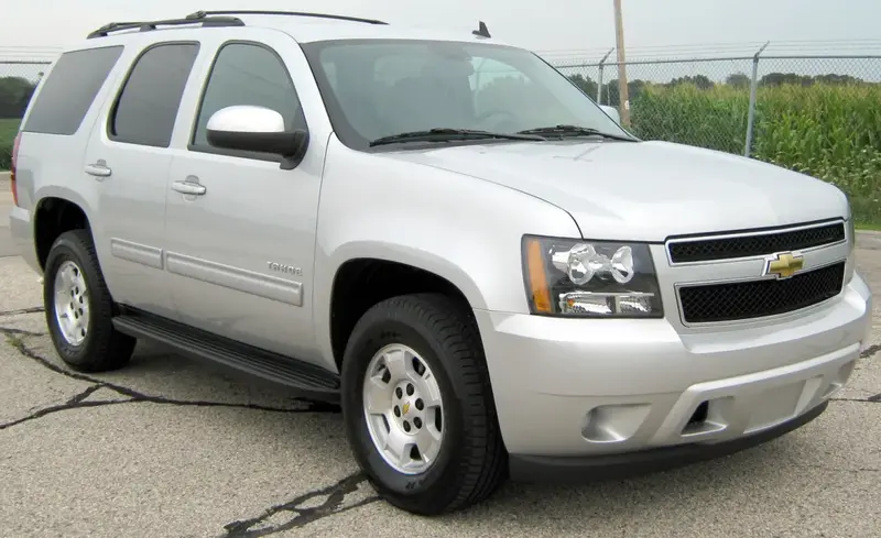 Chevrolet Tahoe - 4
