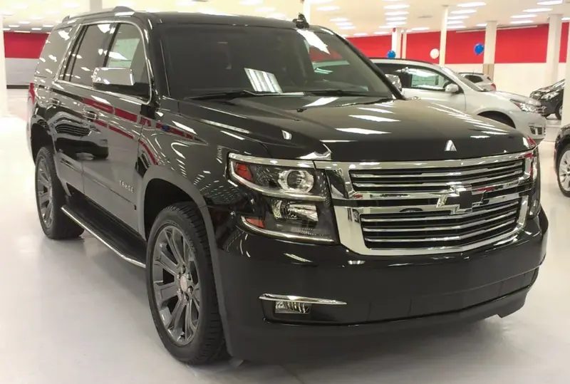 Chevrolet Tahoe - 4