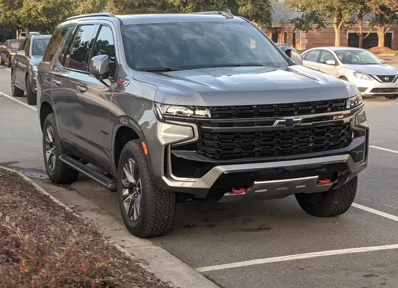 Chevrolet Tahoe - 4