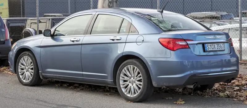 Chrysler 200 - 6