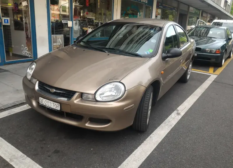 Chrysler Neon Neon II
