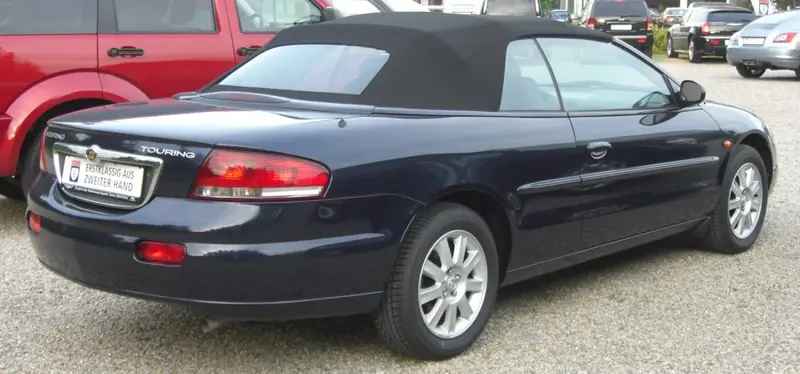Chrysler Sebring - 4