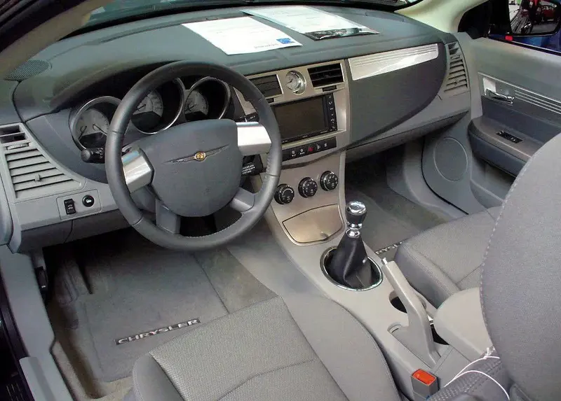 Chrysler Sebring - 2