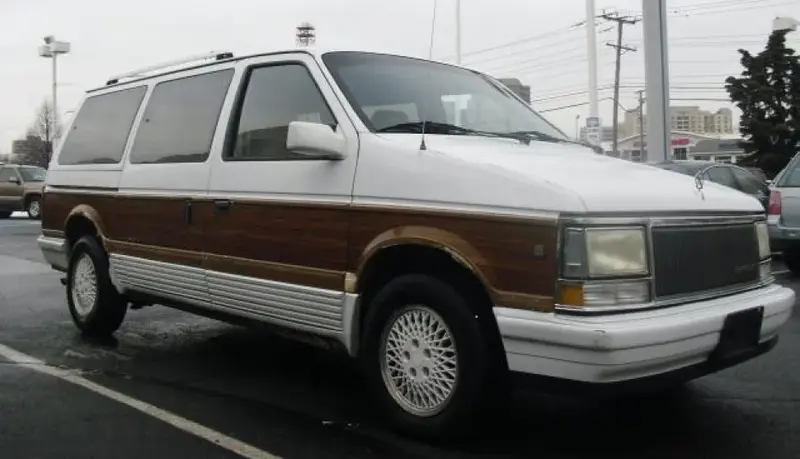 Chrysler Town & Country Town & Country I