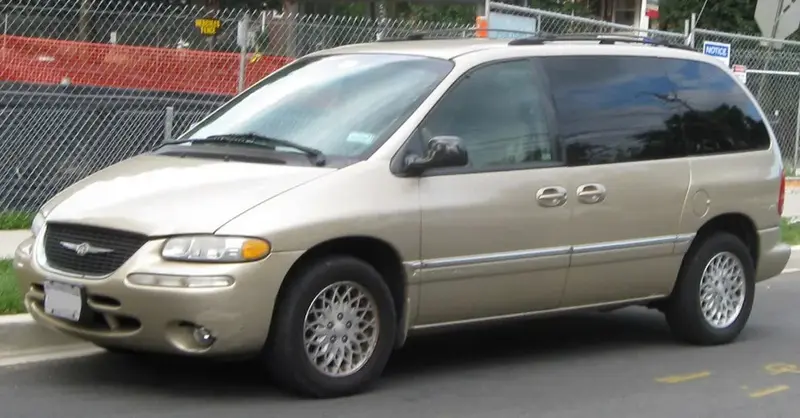 Chrysler Town & Country Town & Country III