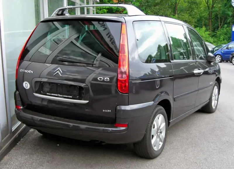 Citroen C8 - 2