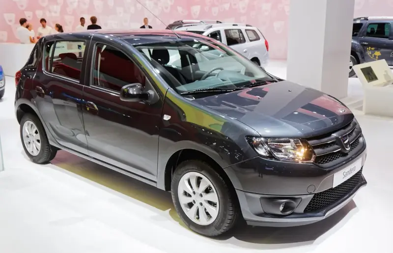 Dacia Sandero - 4