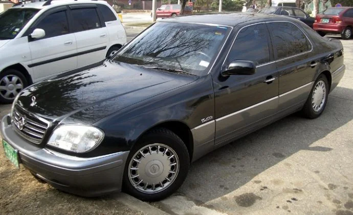 Daewoo Chairman Chairman (W124)