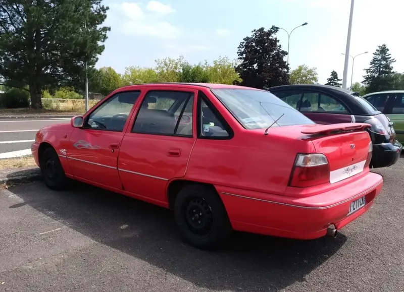 Daewoo Nexia - 2