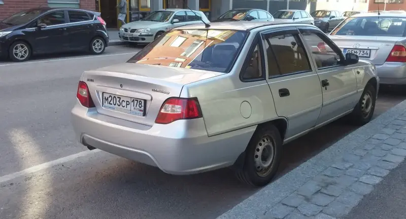 Daewoo Nexia - 2