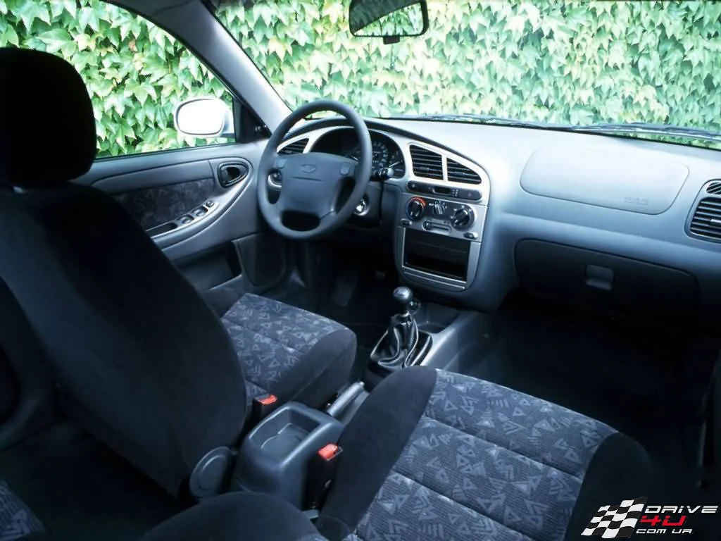 Daewoo Nubira Nubira Hatchback II