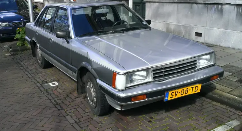 Daihatsu Charmant Charmant (A)
