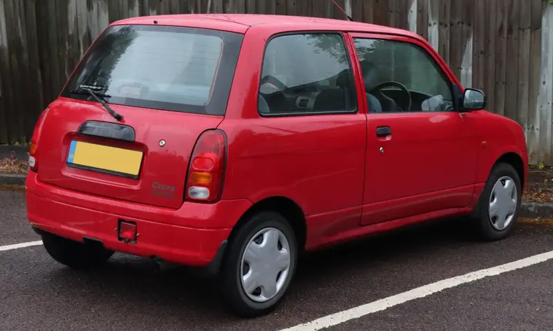 Daihatsu Cuore - 2