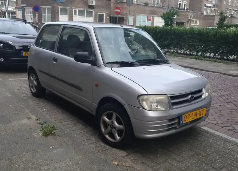 Daihatsu Cuore - 3