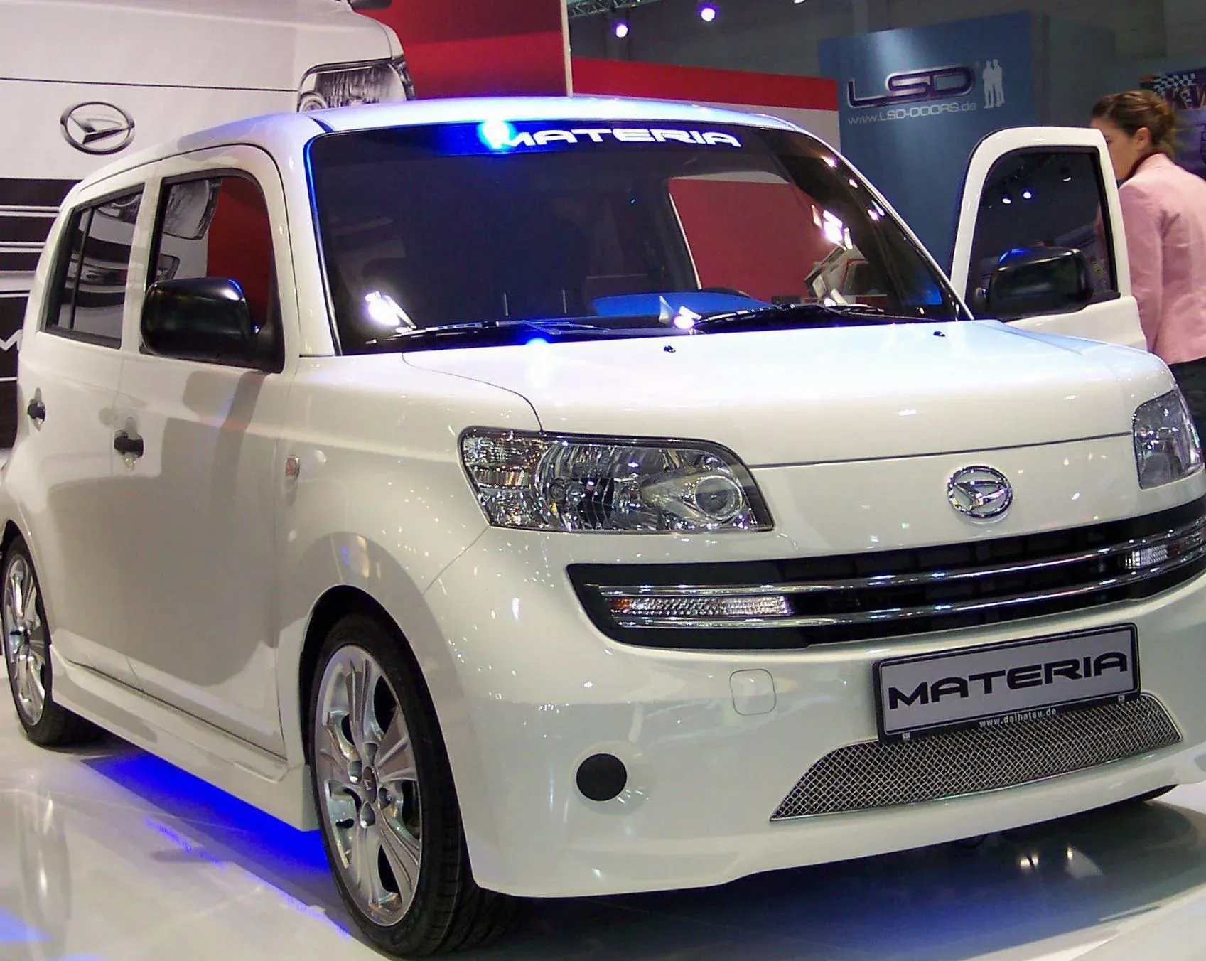 Daihatsu Materia Materia