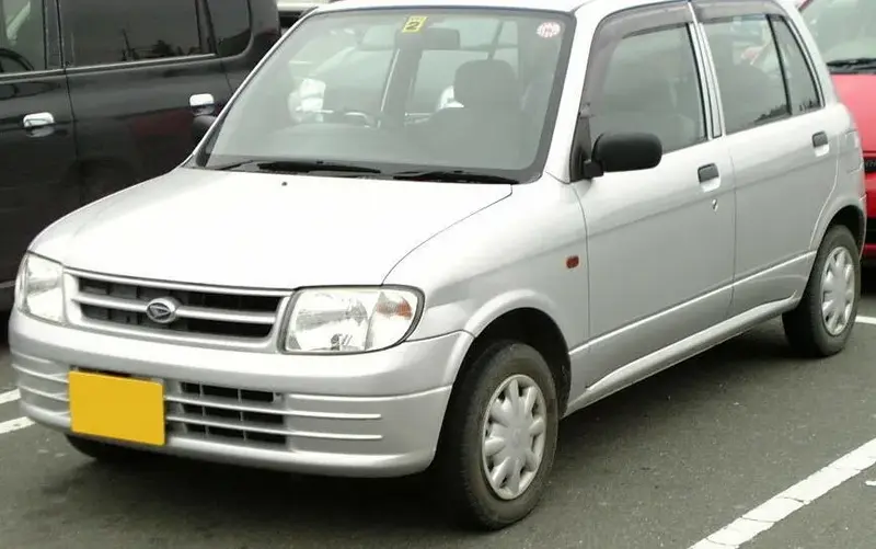 Daihatsu Mira - 2