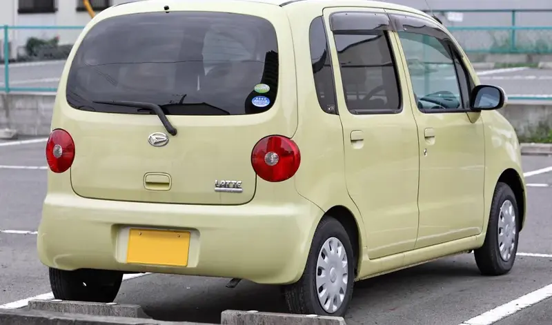 Daihatsu Move - 2