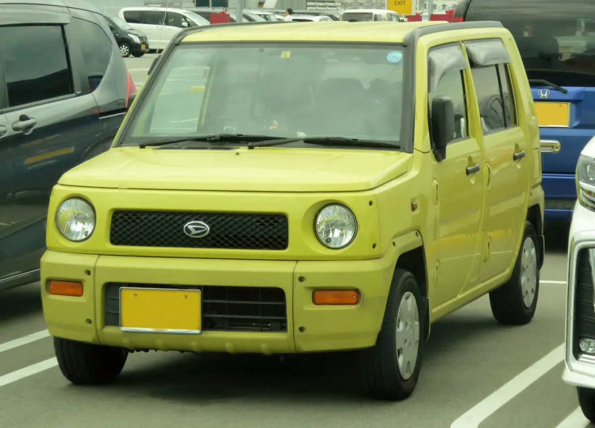 Daihatsu - 3
