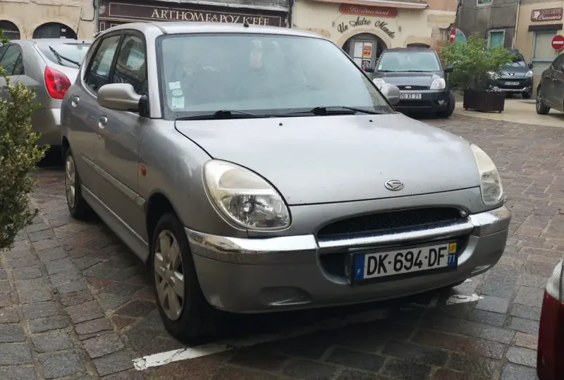 Daihatsu Sirion Sirion (M2)