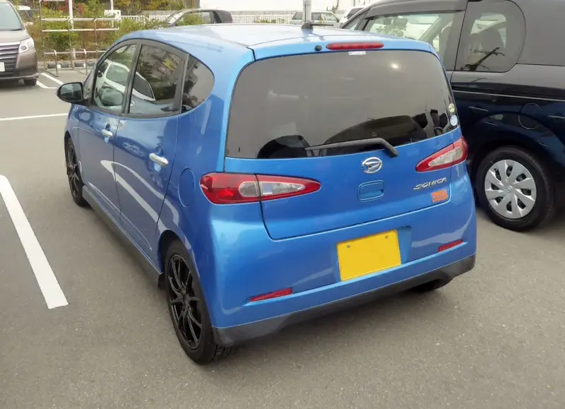 Daihatsu Sonica - 2