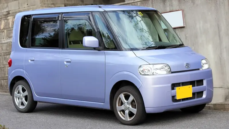 Daihatsu Tanto - 2
